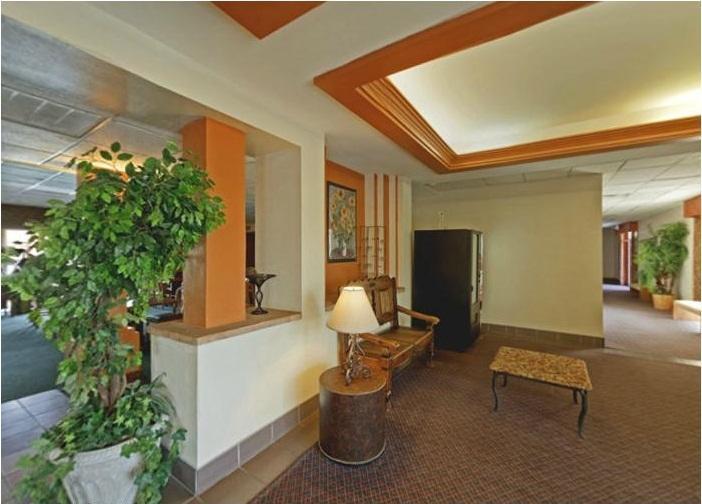 Americas Best Value Inn Laredo Exterior photo